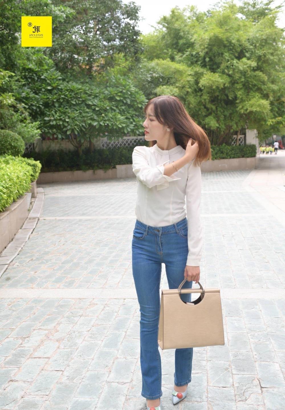 �˽�˽��ֻ�����