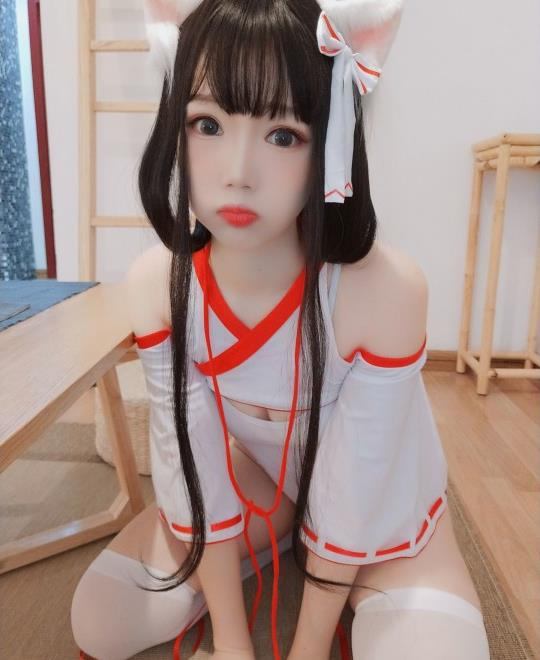 ��Ů���ѵ�����5�����з������